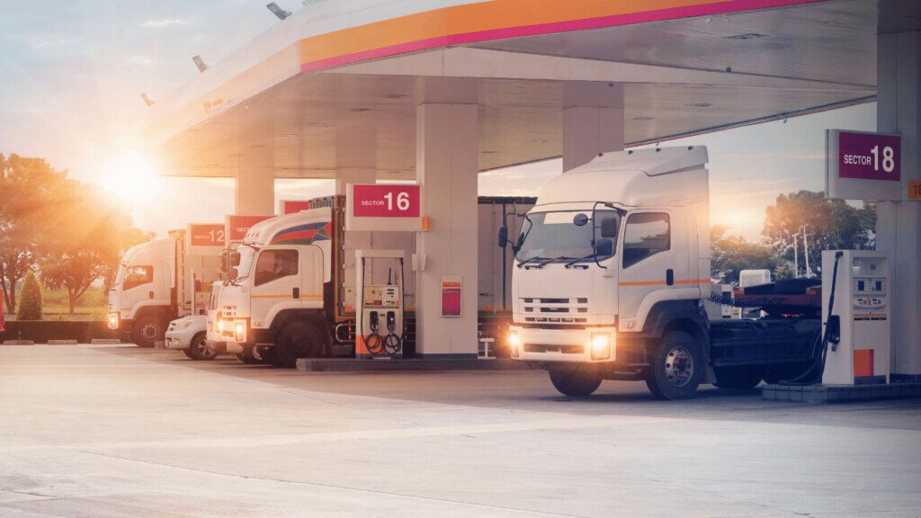 How Oil & Gas companies can succeed in the EV charging business - The transportation industry is undeniably shifting towards electrification. Aggressive targets to phase out internal combustion engines backed by legislative regulations have disrupted the fuel market, forcing market players to rethink their business models. EV charging presents a new business opportunity. A decisive move into the EV value chain would utilize existing assets and develop new sources of income. Fuel retailers have assets such as strong brands, an extensive retail network, established loyalty programs, and valuable real estate that put them in a privileged position to enter the EV charging market successfully.